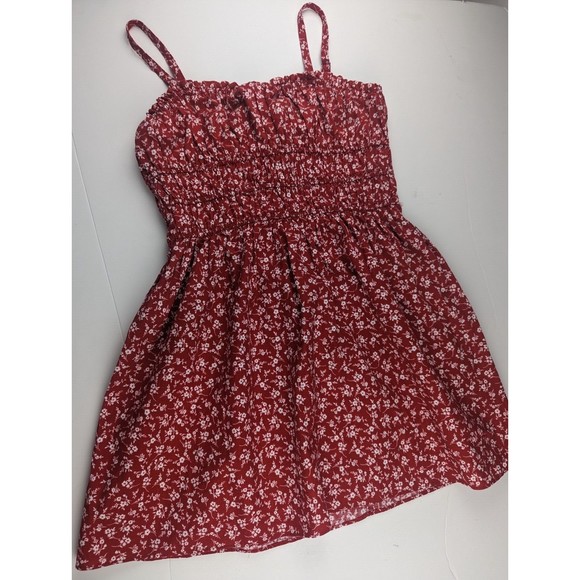 Wild Fable Women's Smocked Dress Sz Medium Red Floral Adjustable Strap NWT - Picture 3 of 10